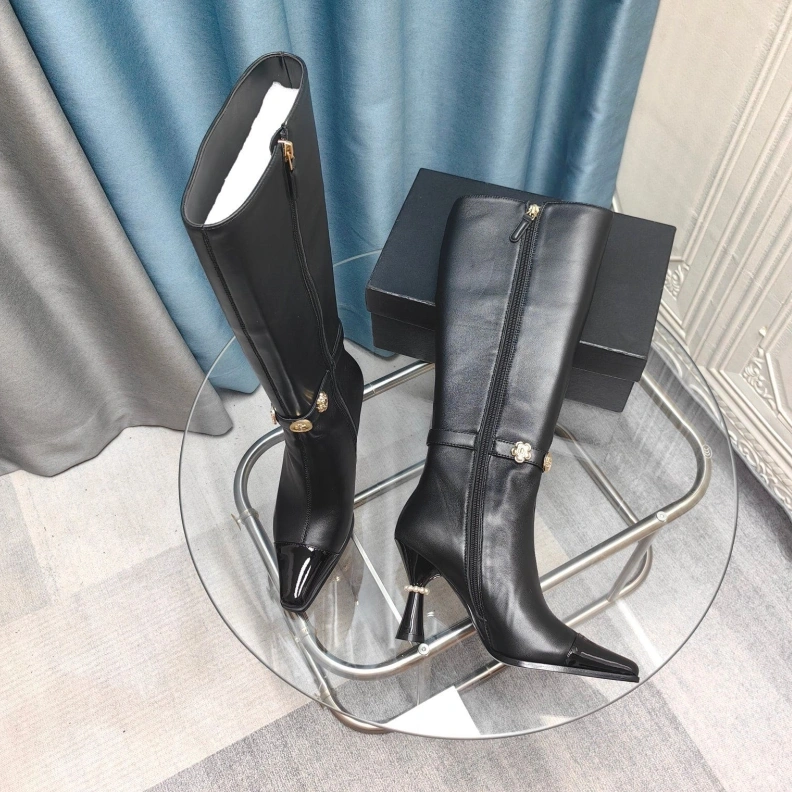 Soft Chxnxl Boots 123916