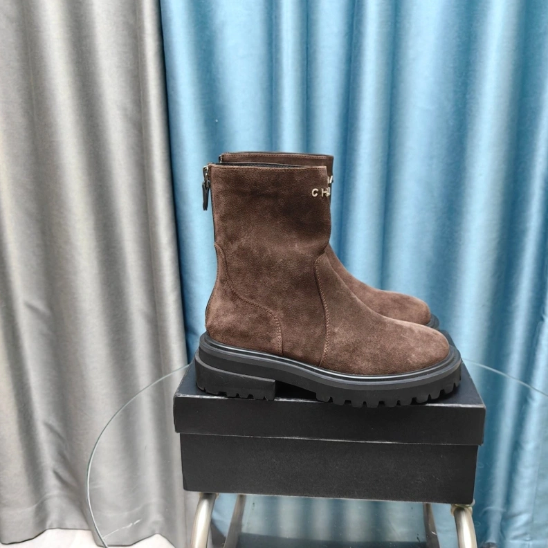 Practical Chxnxl Boots 123913