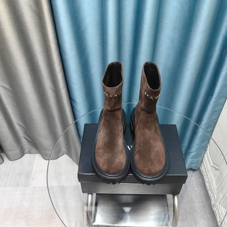 Practical Chxnxl Boots 123913
