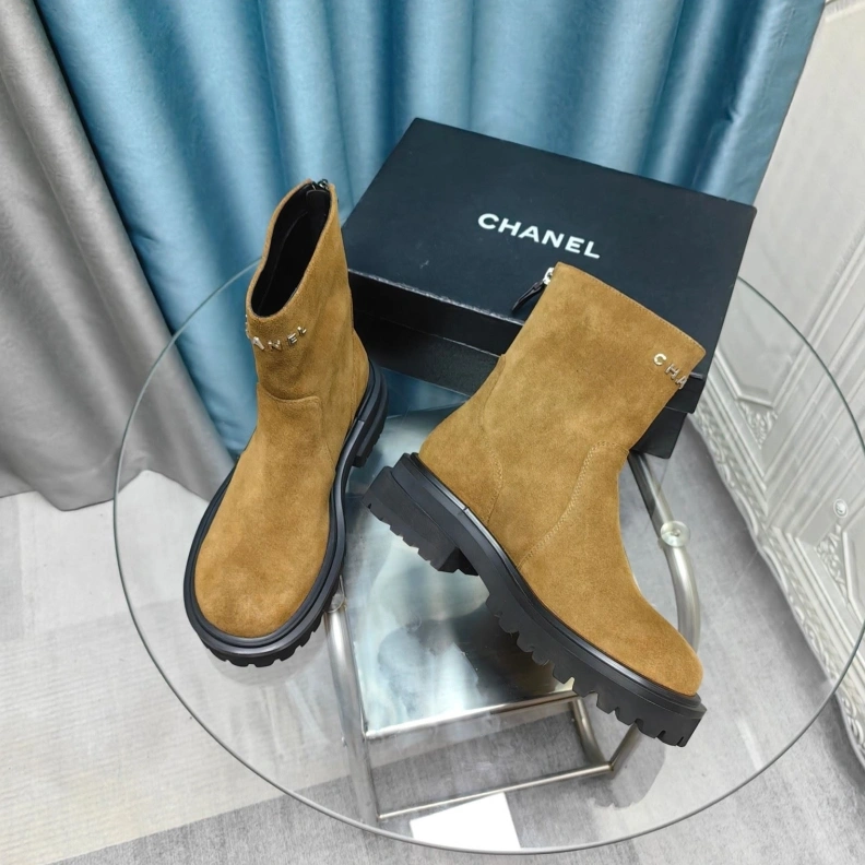Minimalist Chxnxl Boots 123909