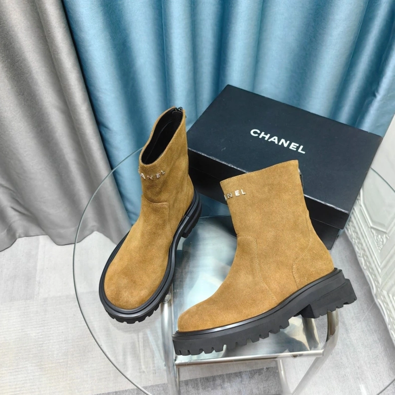 Minimalist Chxnxl Boots 123909