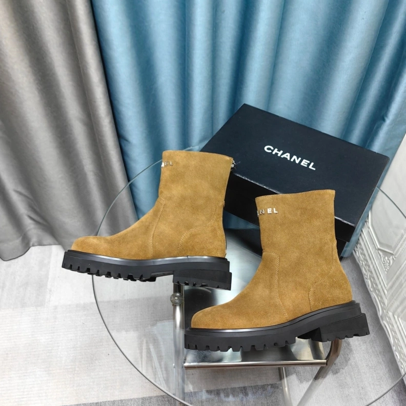 Minimalist Chxnxl Boots 123909