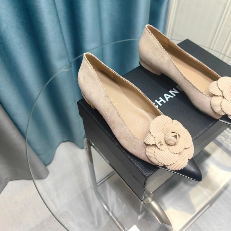 Timeless Chxnxl Flat Shoes 123712