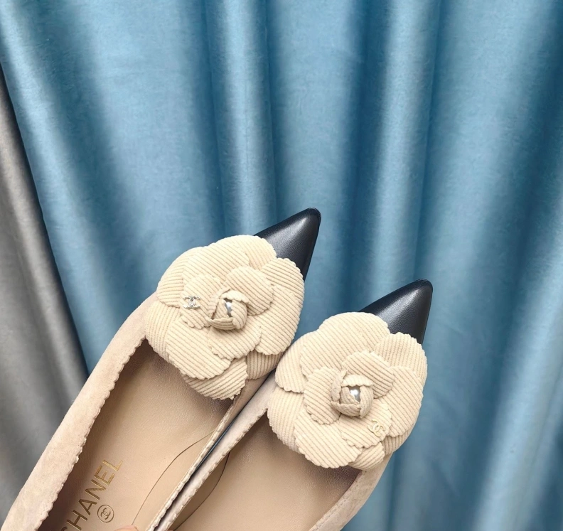 Timeless Chxnxl Flat Shoes 123712