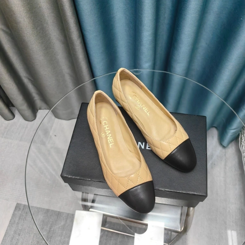 Classic Chxnxl Flat Shoes 123702