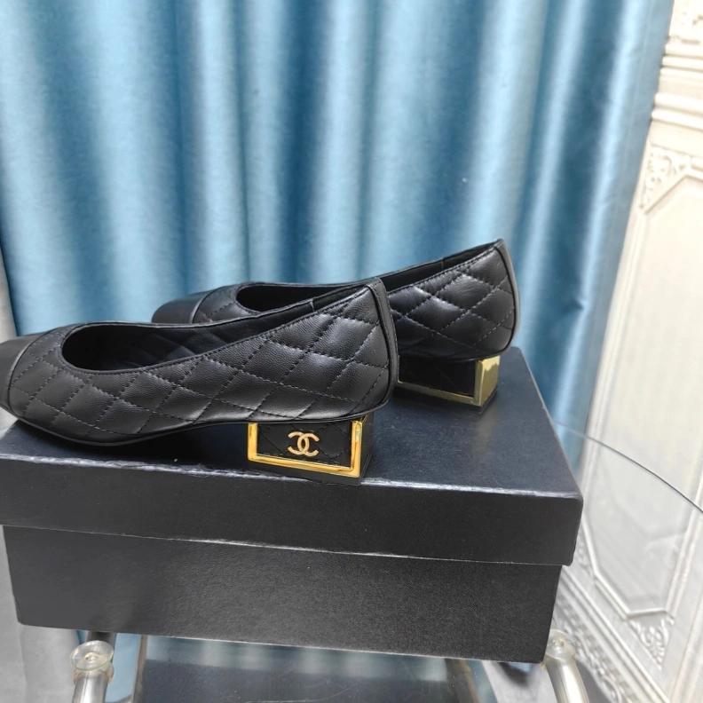 Durable Chxnxl Flat Shoes 123701