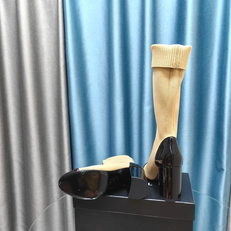 Flexible Chxnxl Boots 123903