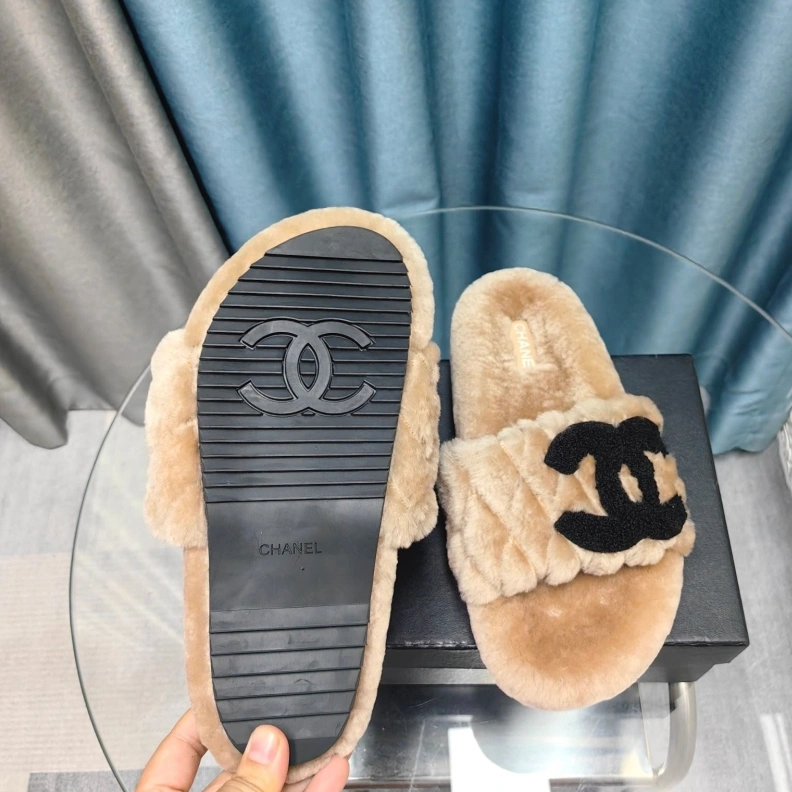 Chxnxl Slippers UrbanStyle 123396