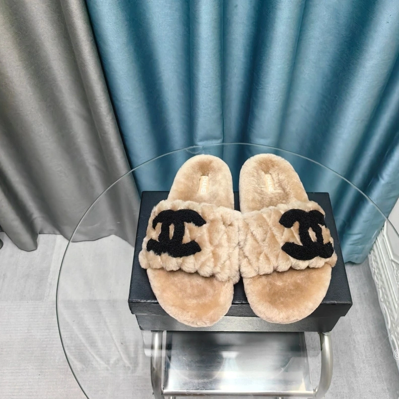 Chxnxl Slippers UrbanStyle 123396