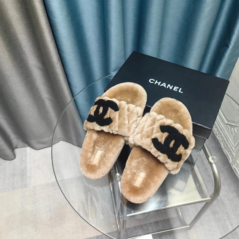 Chxnxl Slippers UrbanStyle 123396