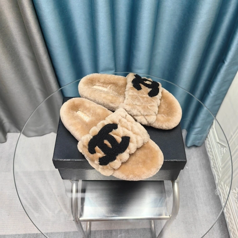 Chxnxl Slippers UrbanStyle 123396