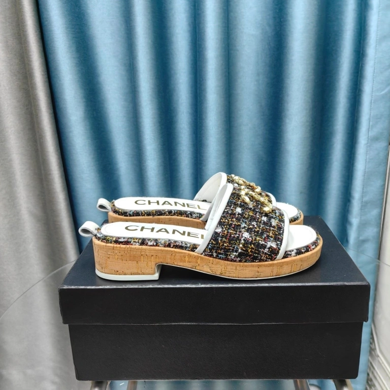 NewStyle Chxnxl Slippers 123380