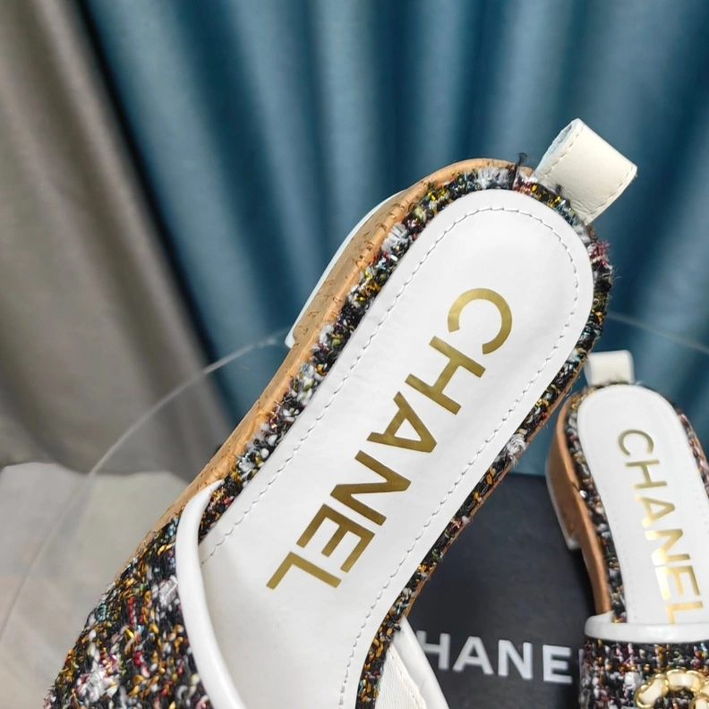 NewStyle Chxnxl Slippers 123380