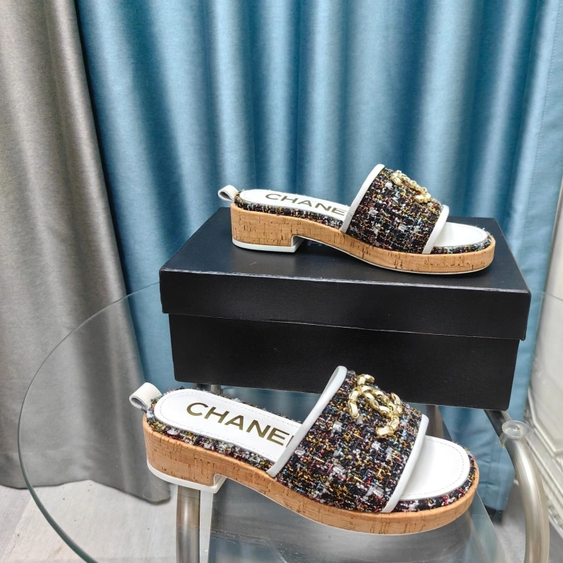 NewStyle Chxnxl Slippers 123380