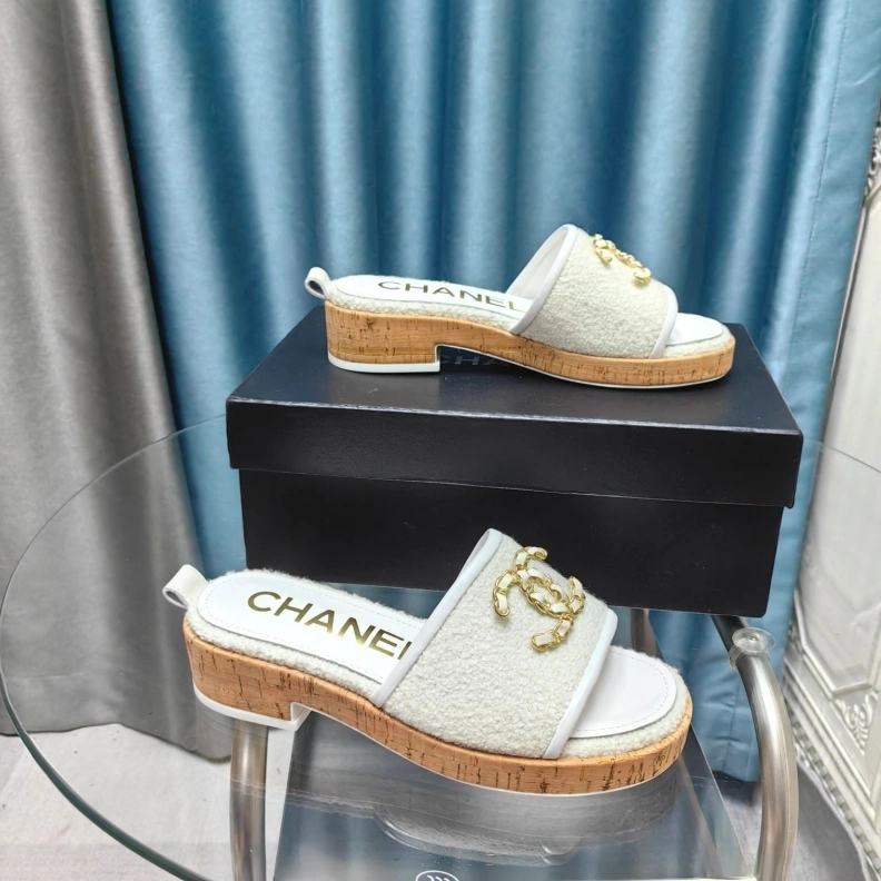 TopPick Chxnxl Slippers 123375