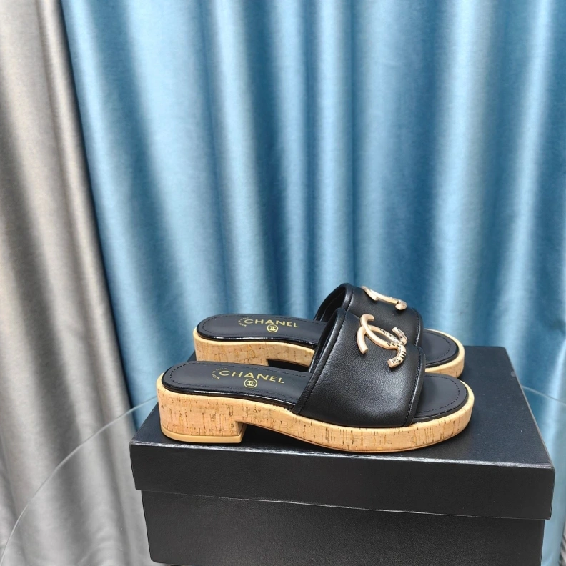 TopPick Chxnxl Slippers 123357