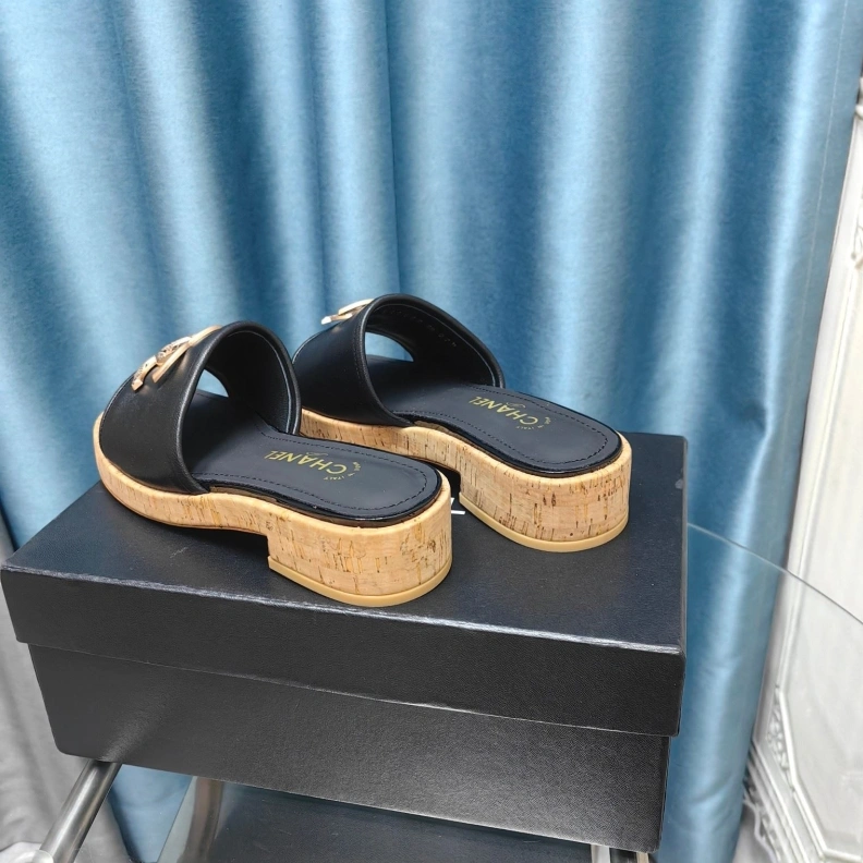 TopPick Chxnxl Slippers 123357