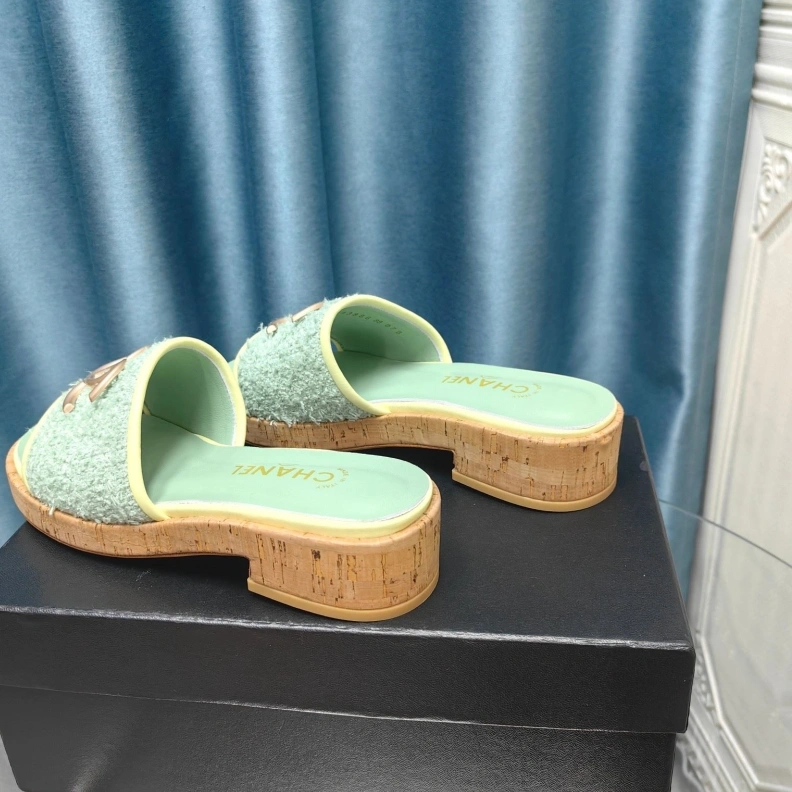 Fashionable Chxnxl Slippers 123354