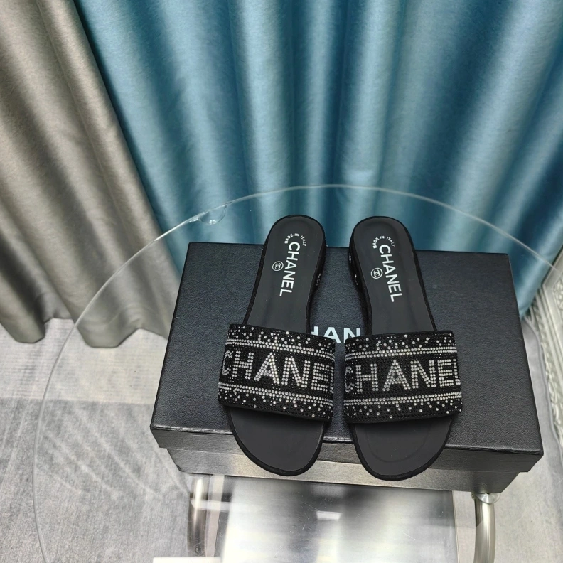 Chxnxl Slippers UrbanStyle 123345