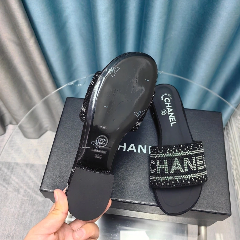 Chxnxl Slippers UrbanStyle 123345