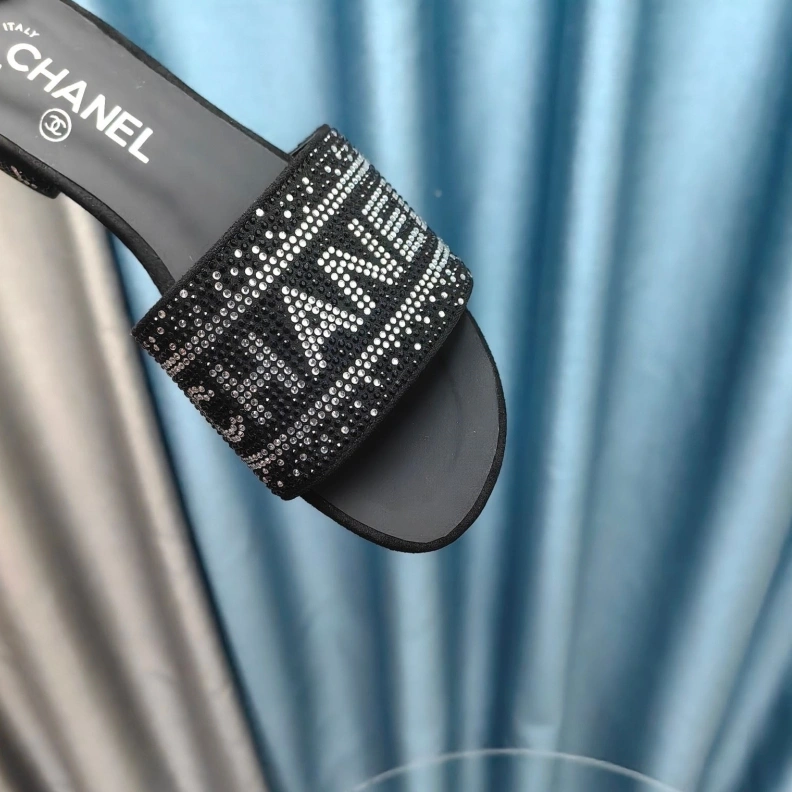 Chxnxl Slippers UrbanStyle 123345