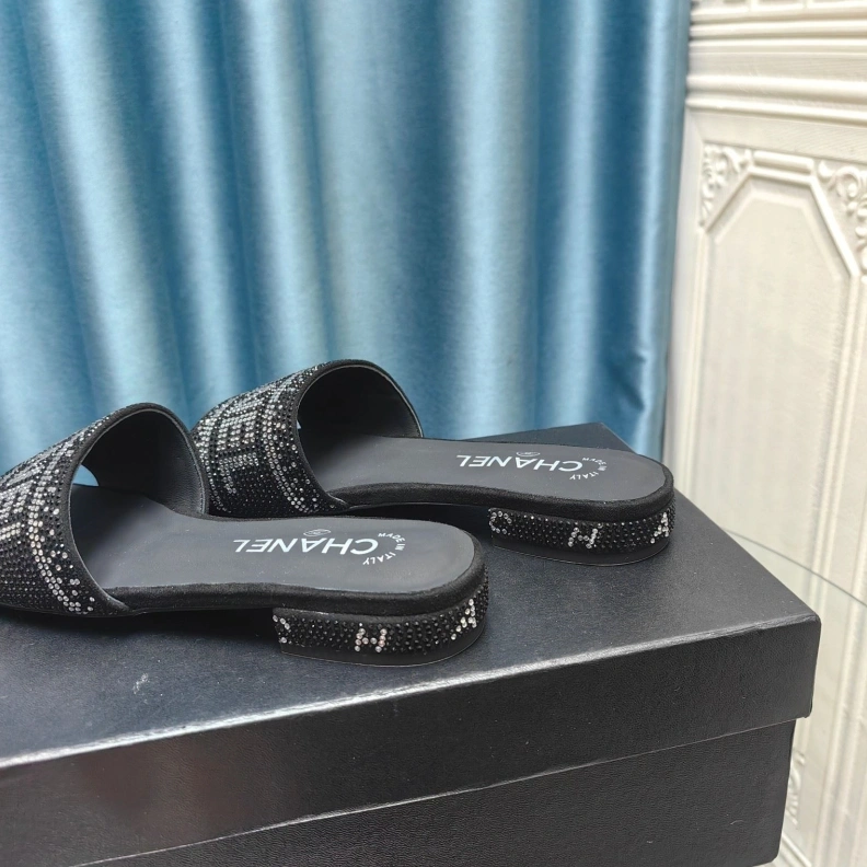 Chxnxl Slippers UrbanStyle 123345