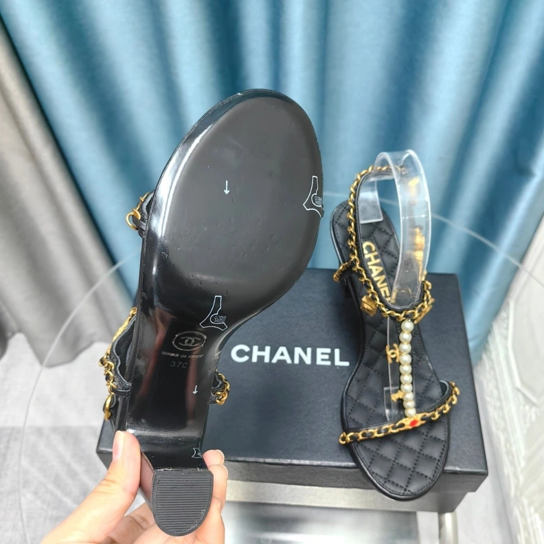 Stylish Chxnxl High Heels 123625