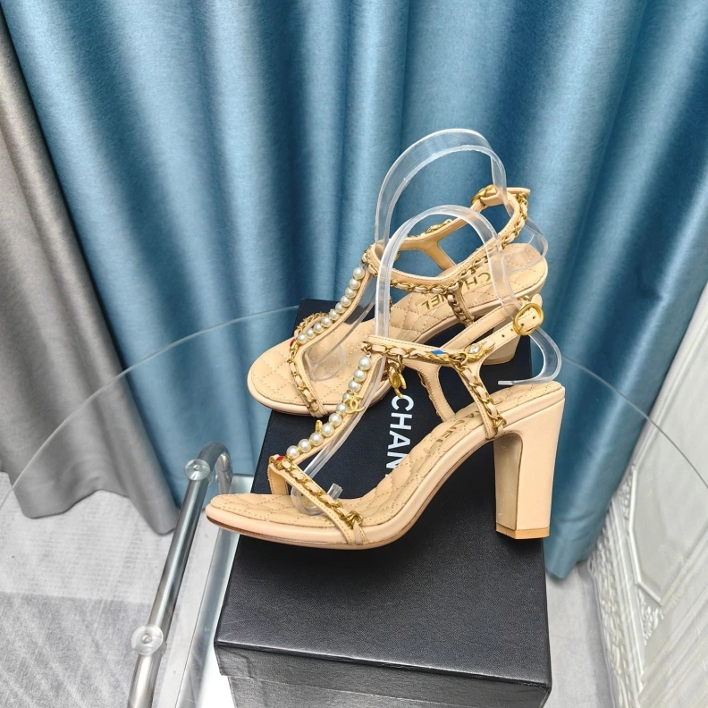 Bold Chxnxl High Heels 123618