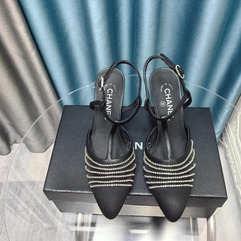 Bright Chxnxl High Heels 123615