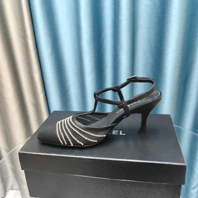 Bright Chxnxl High Heels 123615