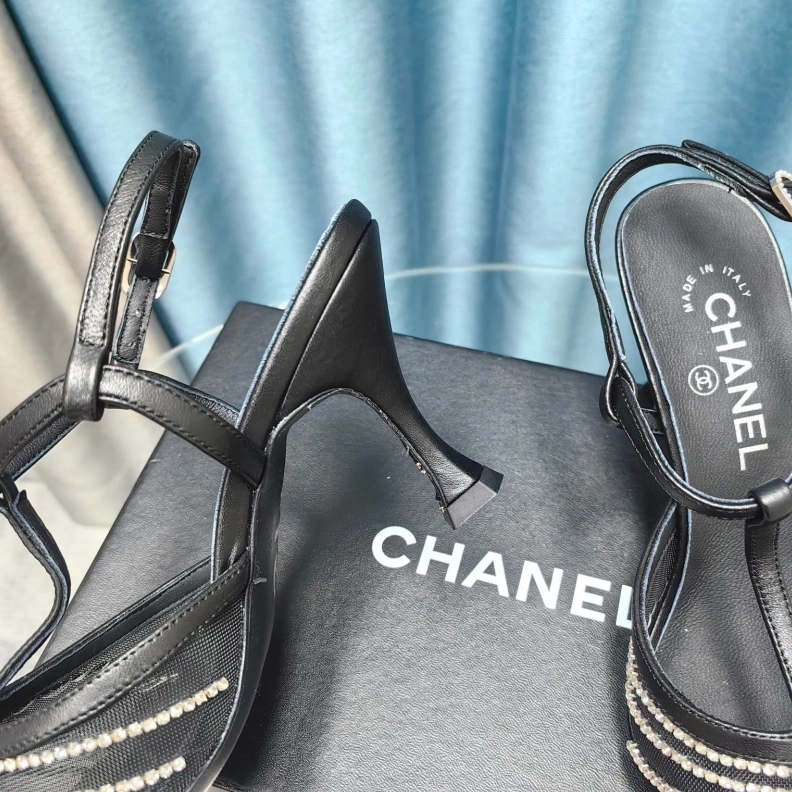Bright Chxnxl High Heels 123615