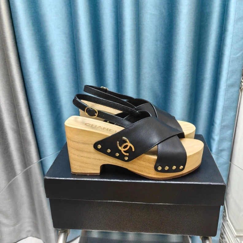 EyeCatching Chxnxl High Heels 123611