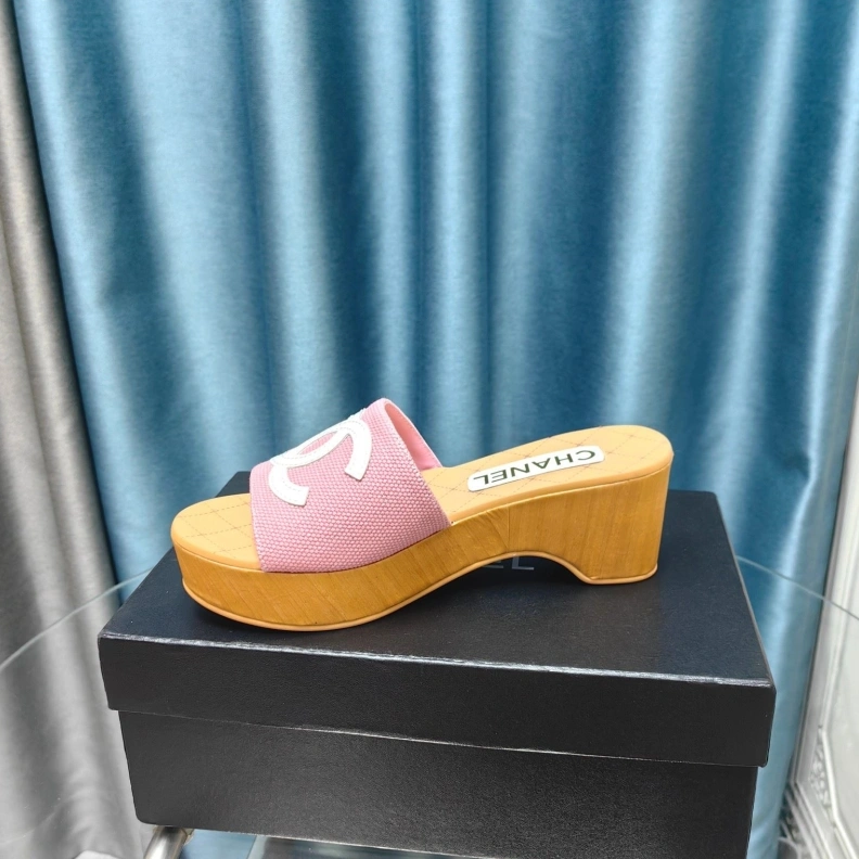 Functional Chxnxl Slippers 123342