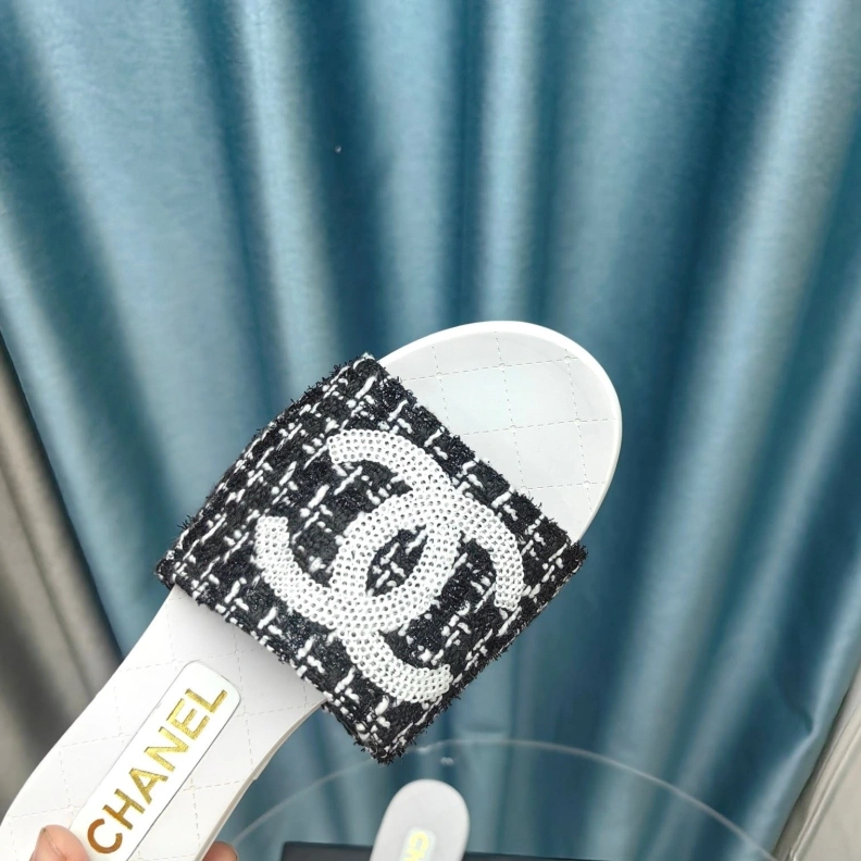 Chxnxl Slippers StreetReady 123332
