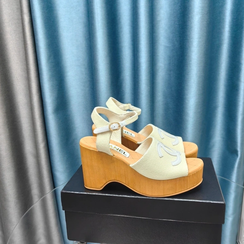 NewStyle Chxnxl Sandals 123454
