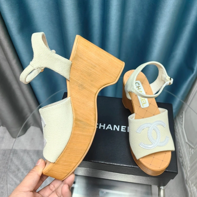 NewStyle Chxnxl Sandals 123454