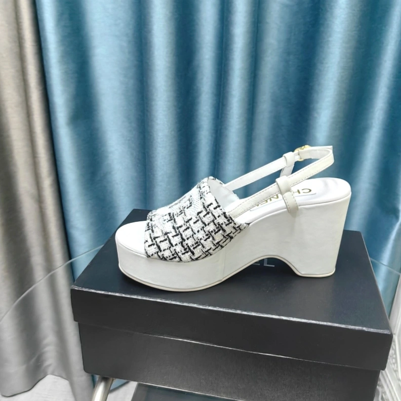 DailyWear Chxnxl Sandals 123451