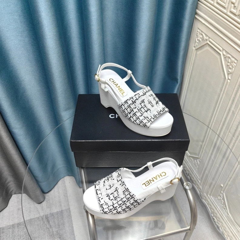 DailyWear Chxnxl Sandals 123451