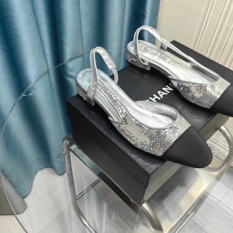 Elegant Chxnxl Sandals 123447