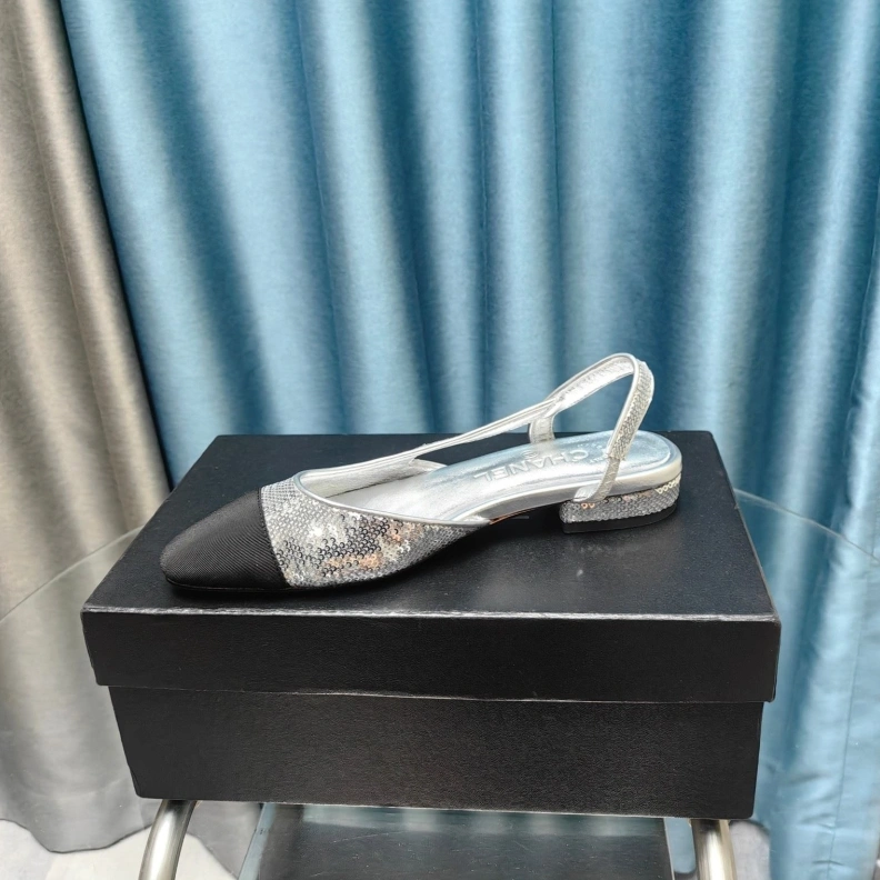 Elegant Chxnxl Sandals 123447