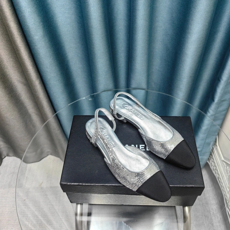Elegant Chxnxl Sandals 123447