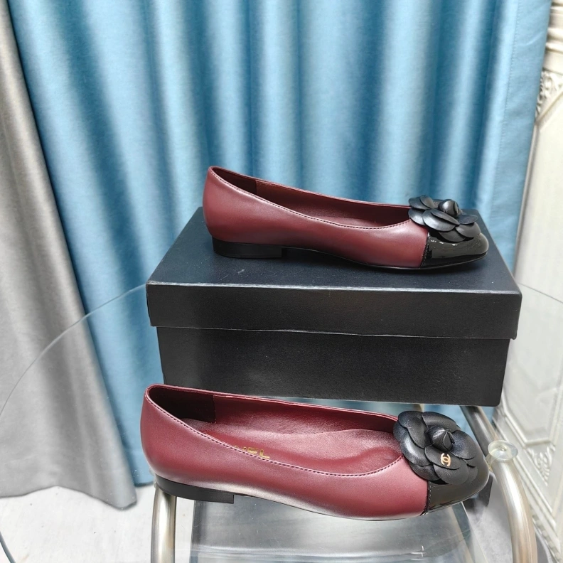 Sleek Chxnxl Flat Shoes 123684