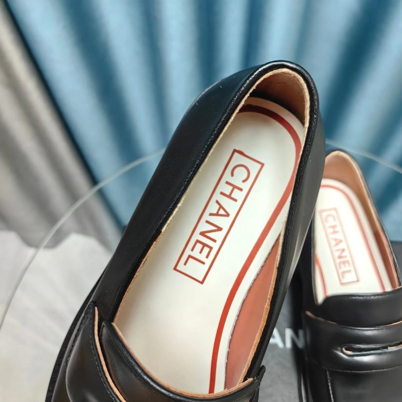Resilient Chxnxl Leather Shoes 123539