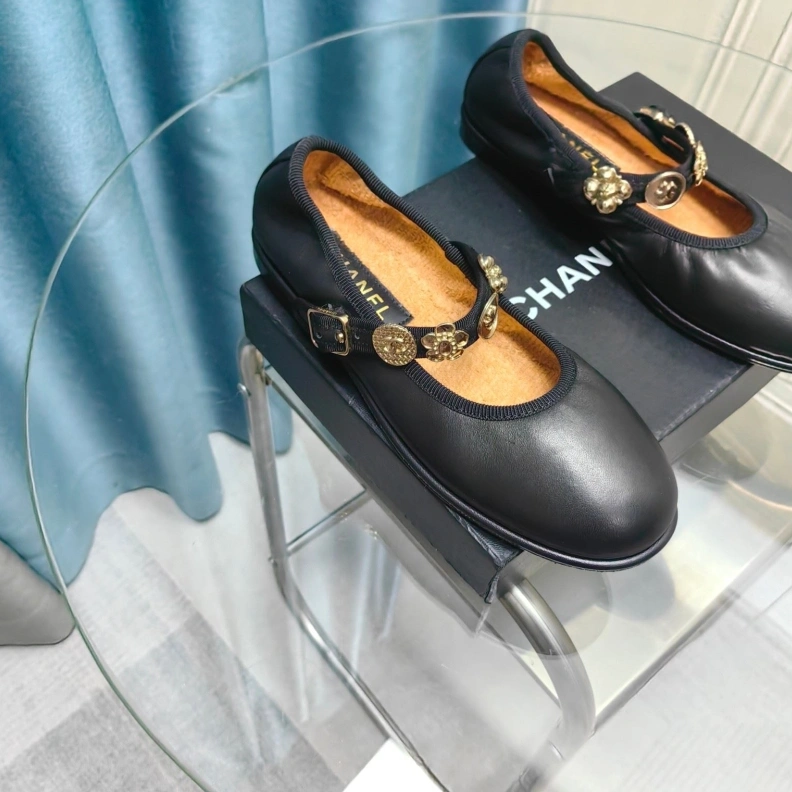 GoAnywhere Chxnxl Flat Shoes 123675