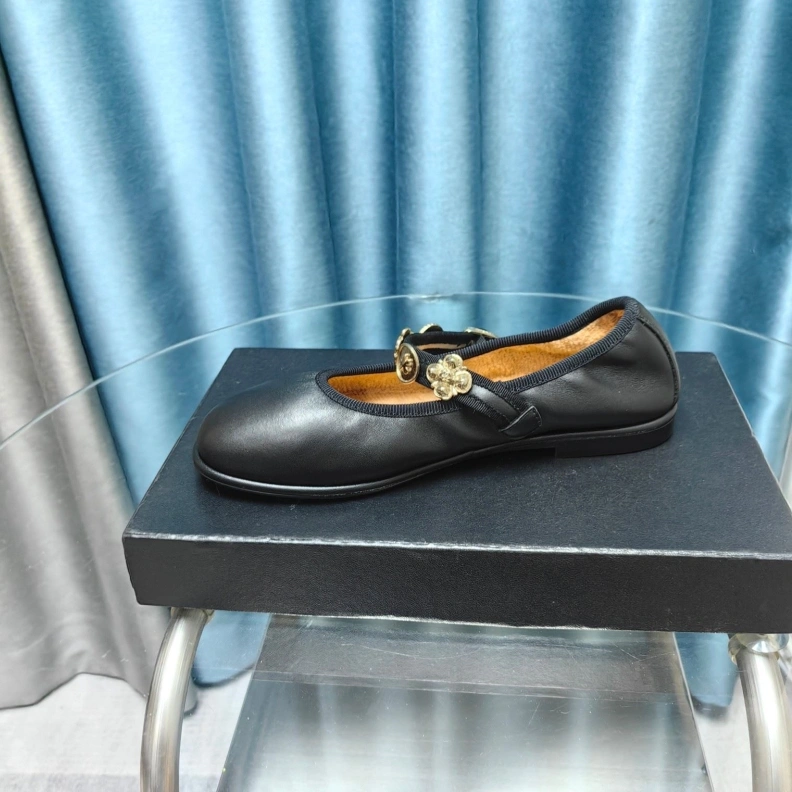 GoAnywhere Chxnxl Flat Shoes 123675