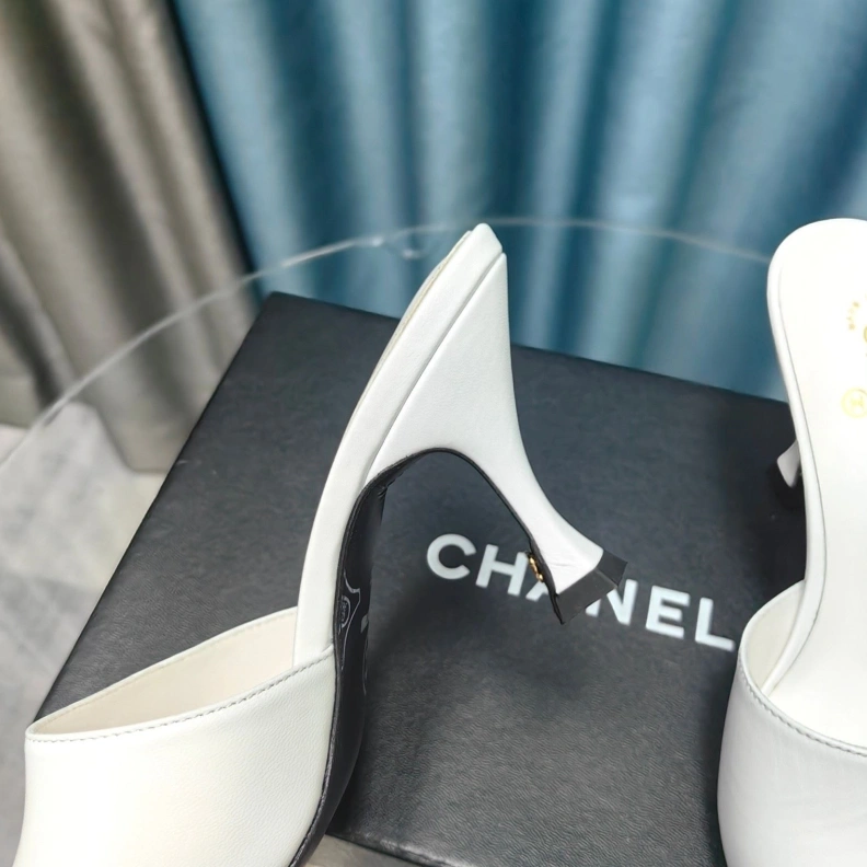 Chxnxl Slippers Vibrant 123324