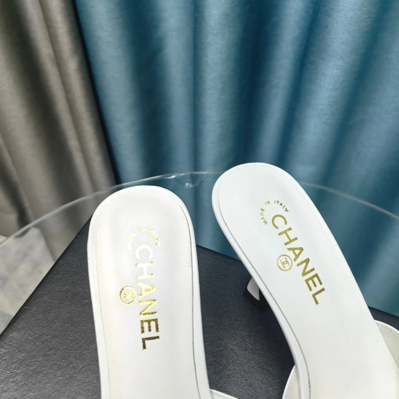 Chxnxl Slippers Vibrant 123324
