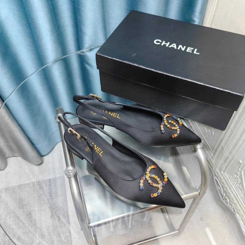 Chxnxl Sandals Bright 123430