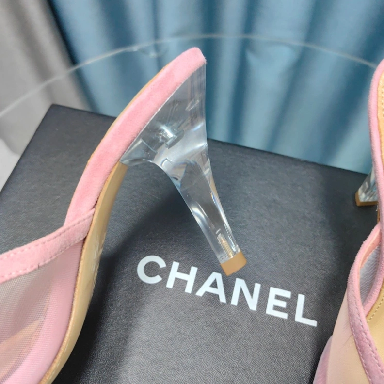 Vibrant Chxnxl Slippers 123320