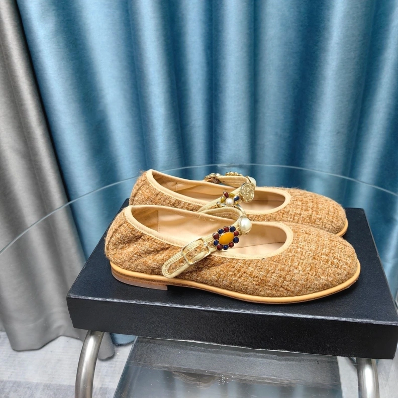 Lightweight Chxnxl Flat Shoes 123677